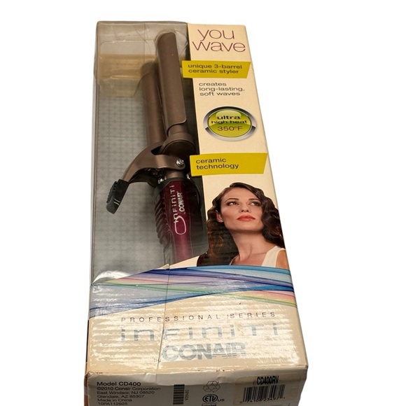 New Conair Infiniti 3 Barrel Ceramic Curling Iron Soft Curls Wand 360 degrees - Picture 3 of 9